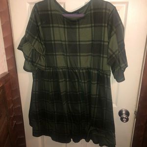🌻 3/$25 Babydoll Smock Dress in Green Plaid US18